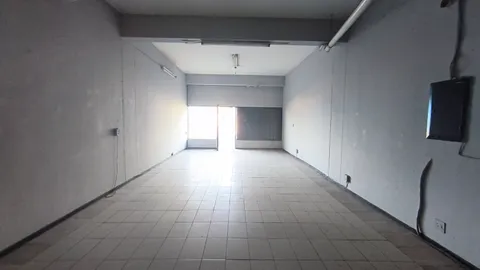 Retail-Unit-To-Rent-in-Heriotdale (3)